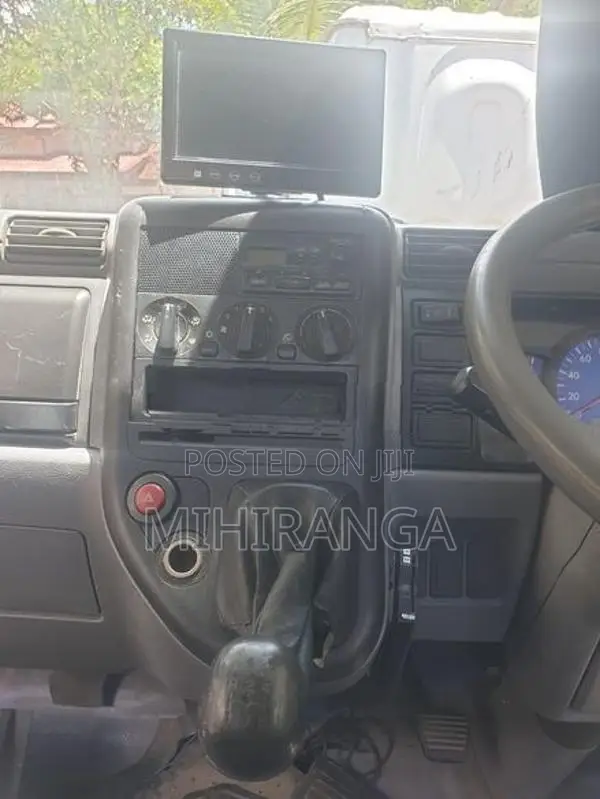 Mitsubishi Canter Lorry Cabin 24v