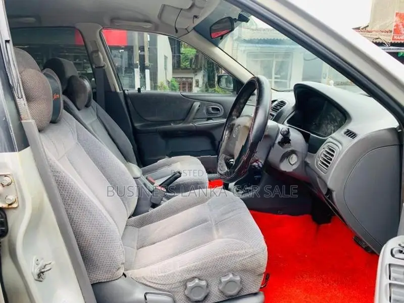 Mazda Familia 1999