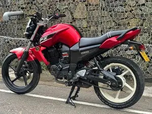 Yamaha FZ 2015