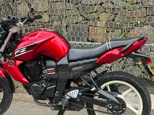 Yamaha FZ 2015