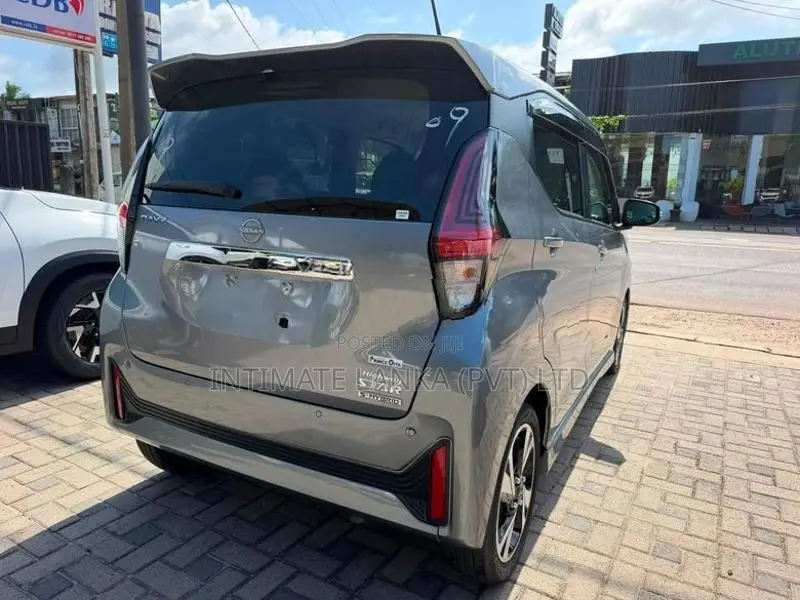 Nissan Dayz High Way Star G 2024