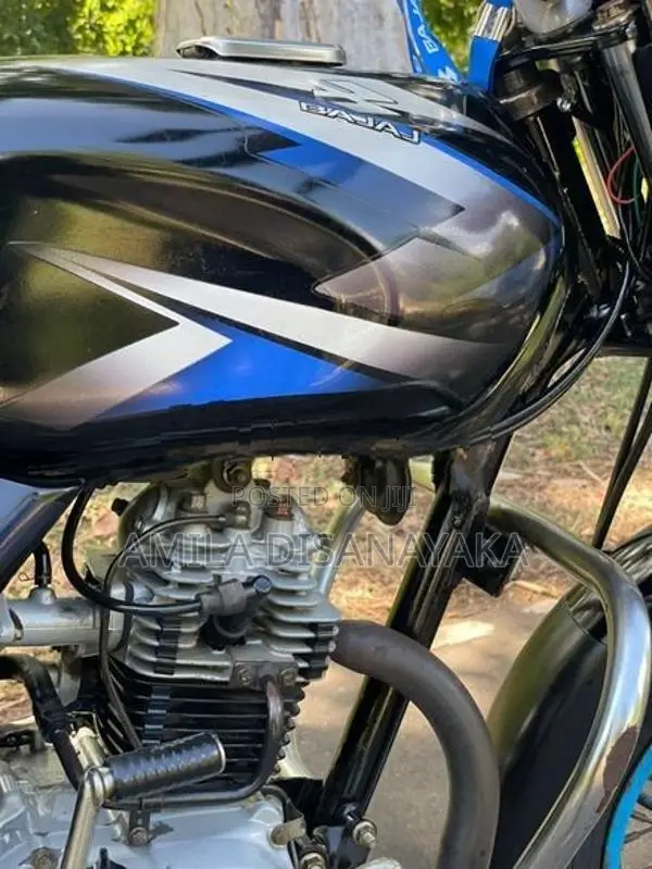 Bajaj CT100 2018