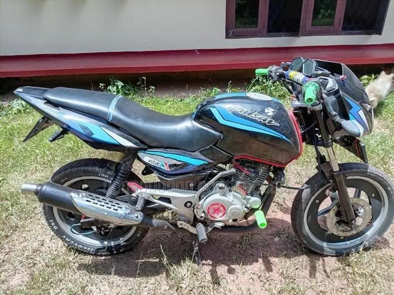 Bajaj Pulsar 150 2007