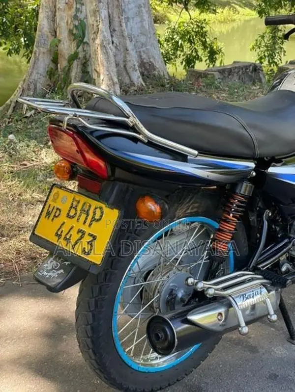Bajaj CT100 2018