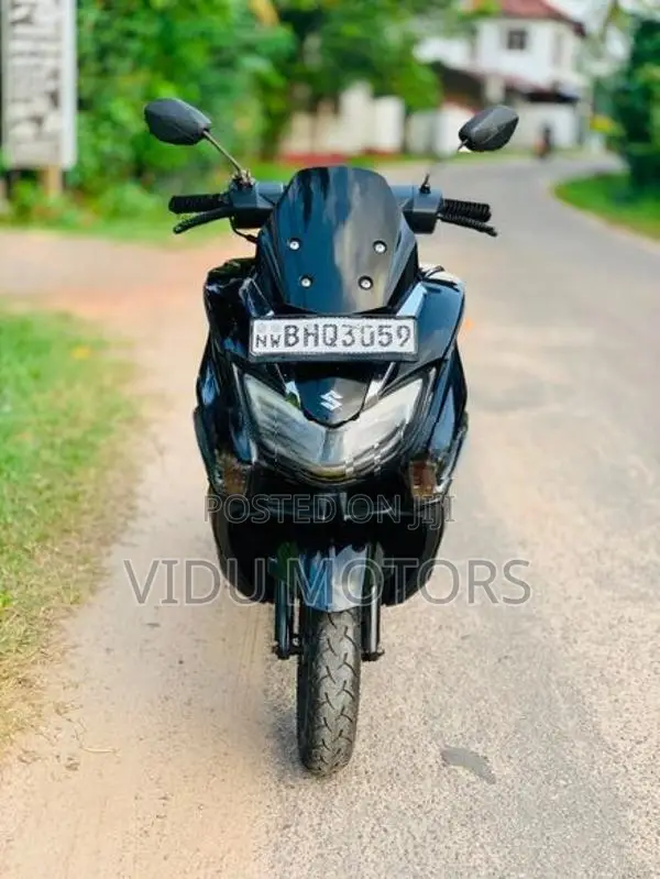 Suzuki Burgman 2019