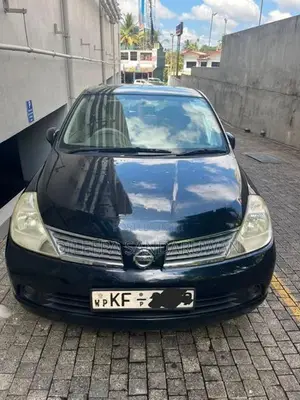 Nissan Tiida Latio 2007