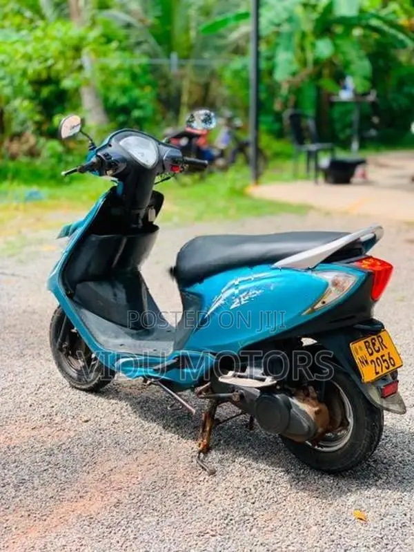 TVS Scooty Zest 2015