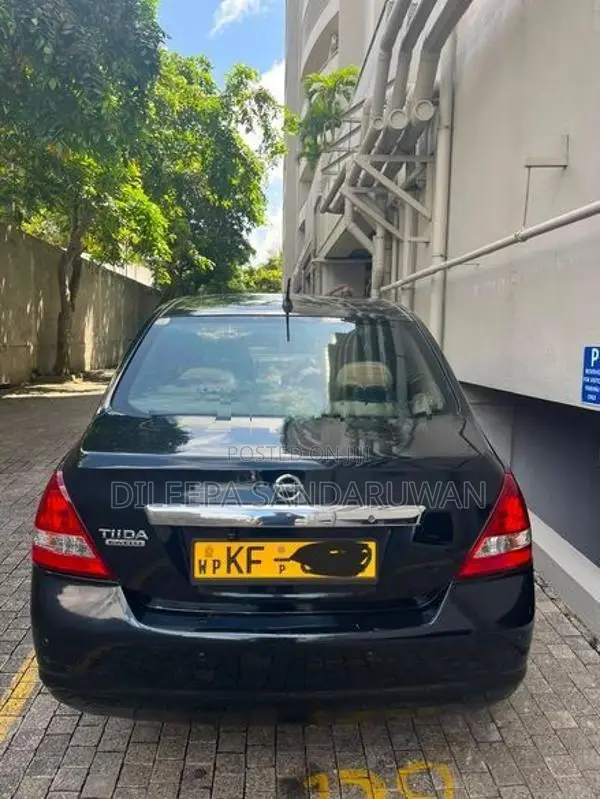 Nissan Tiida Latio 2007
