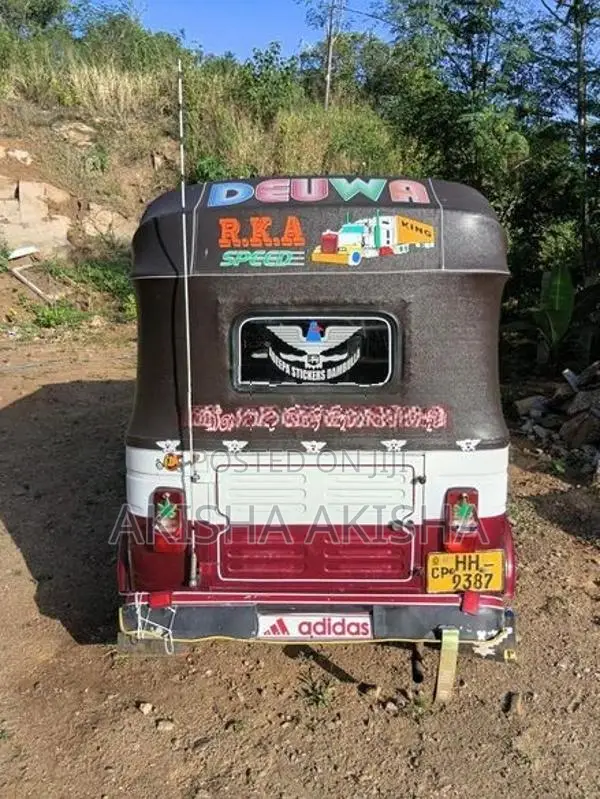 Bajaj RE 2003