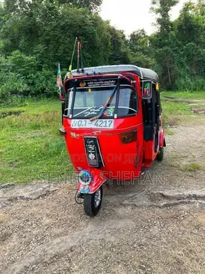 Bajaj RE Good 2006