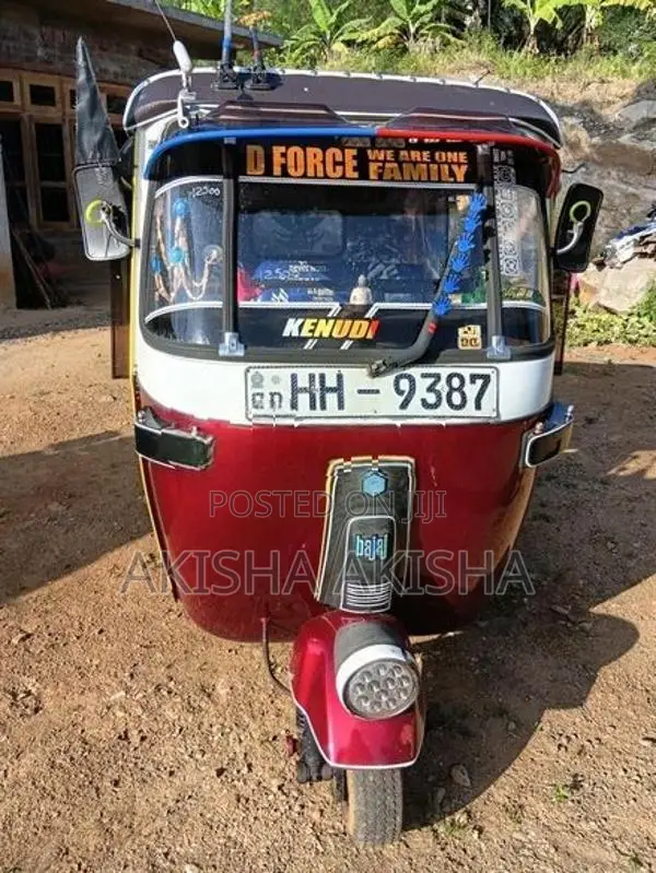 Bajaj RE 2003