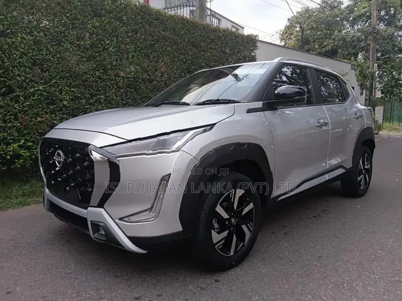 Nissan Magnite Tekna Plus 2025