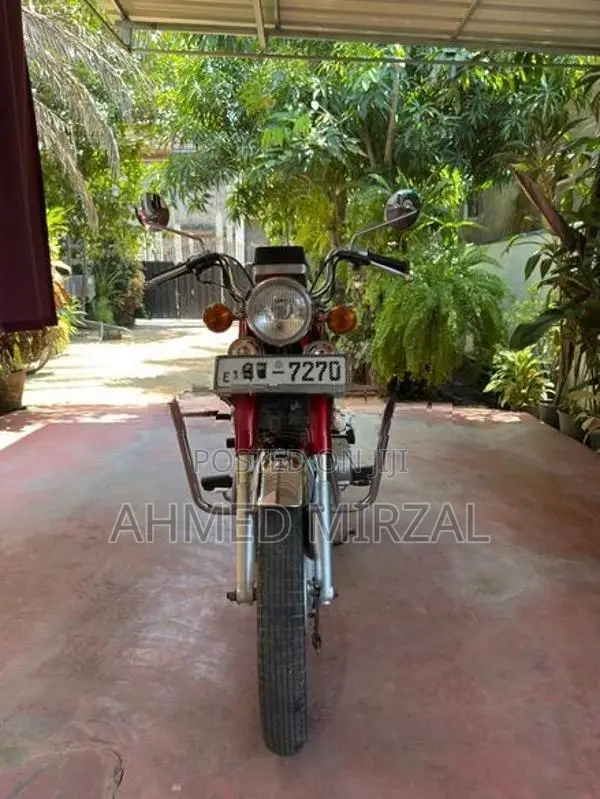 Honda CD 200 Road Master 2005