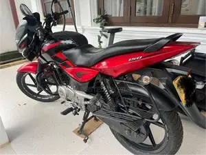 Bajaj Pulsar 150 2015