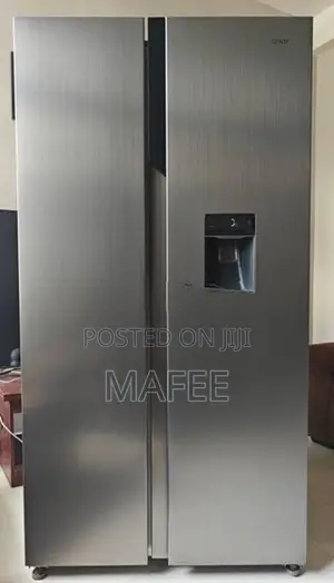 Candy Side-by-Side Refrigerator with Water Dispenser —