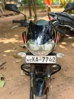 Bajaj Discover 2012