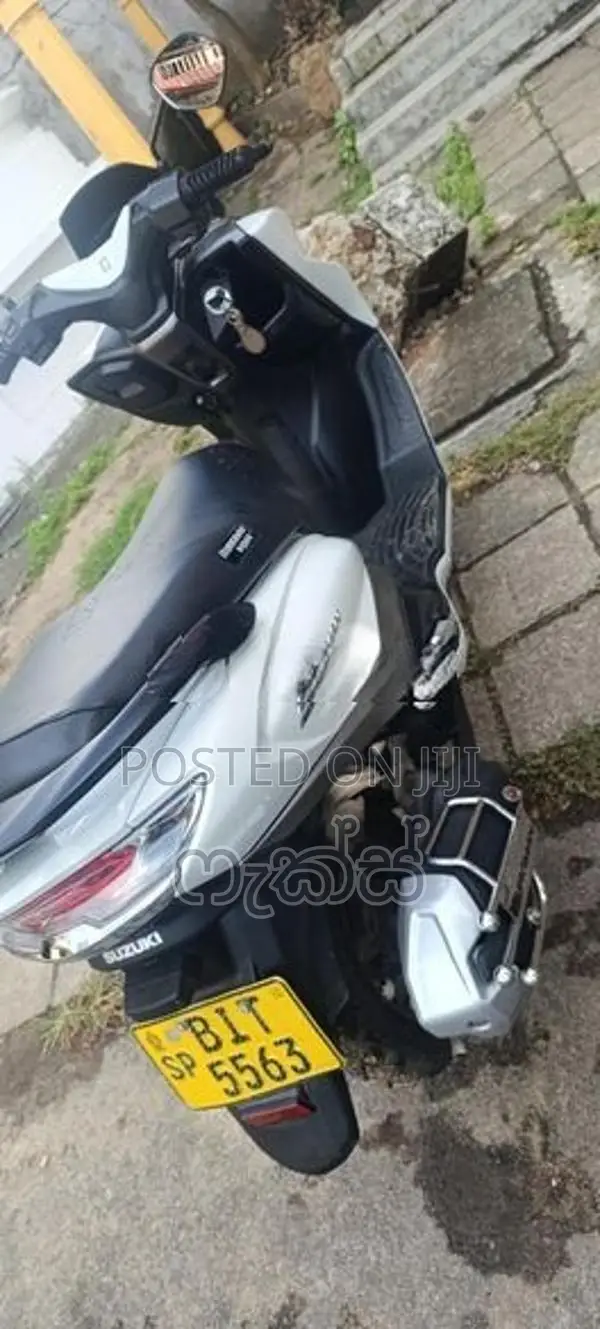 Suzuki Burgman 125 2020