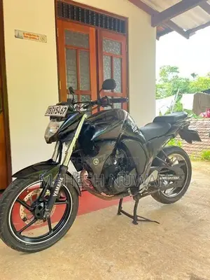 Yamaha FZ 2018