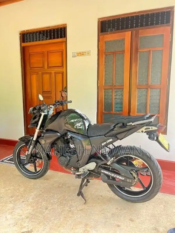 Yamaha FZ 2018