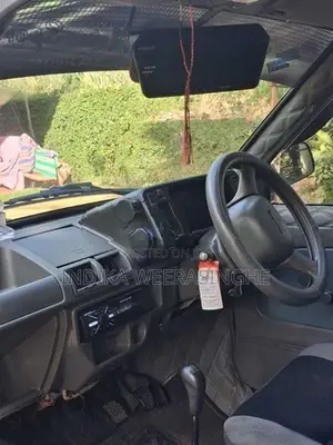 Maruti Suzuki 800 2012