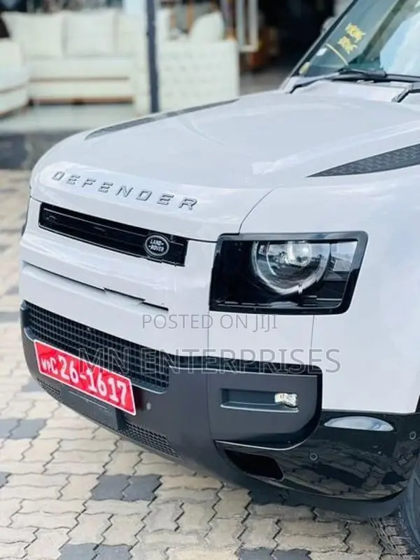 Land Rover Defender 2026