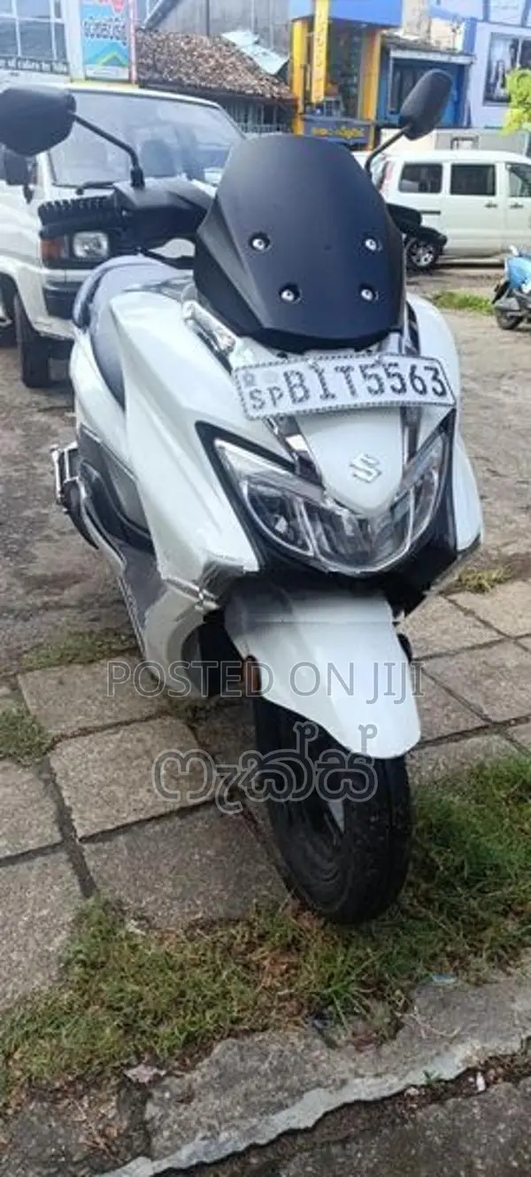 Suzuki Burgman 125 2020