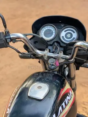 Bajaj Platina 2017