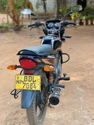 Bajaj Platina 2017