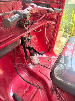 Bajaj RE 2003