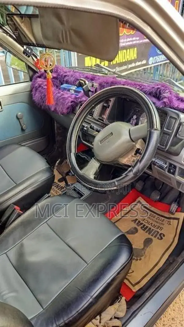Maruti Suzuki 800 2006