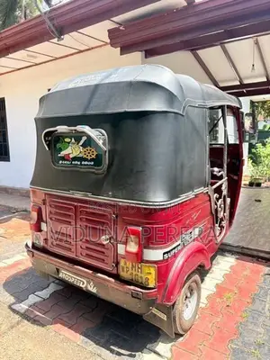 Bajaj RE 2003