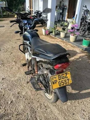 Bajaj Platina 2018