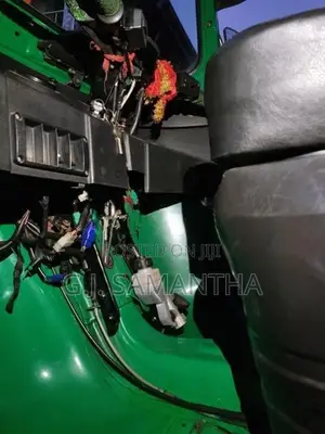 Bajaj RE Three Wheeler 2017