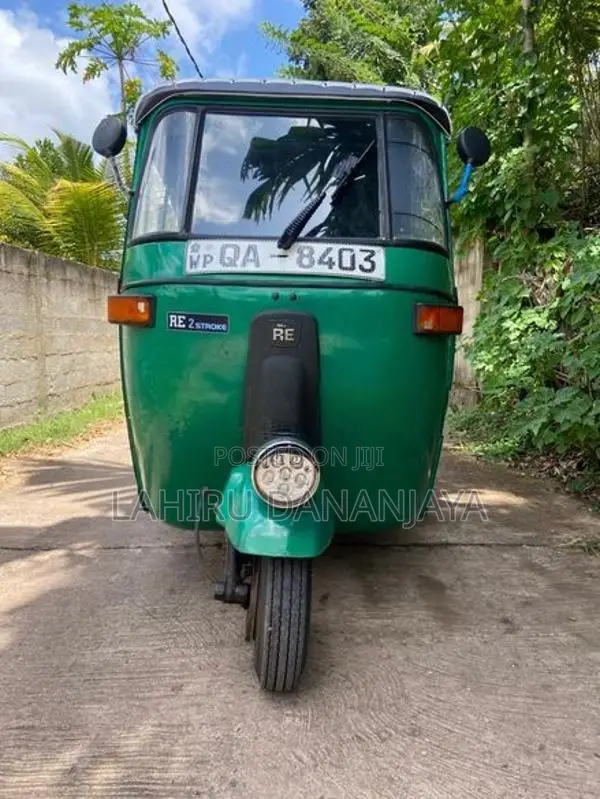 Bajaj RE 2005