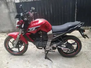 Yamaha FZS V1 2011