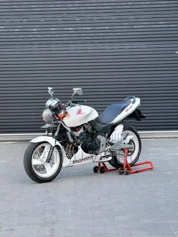 Honda Hornet 2019