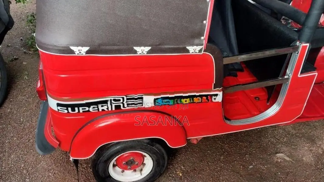 Bajaj RE 2 Stork 1984