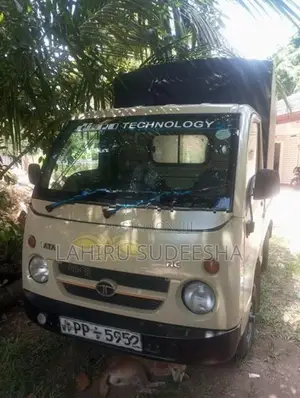 Tata Dimo Batta Lorry 2010