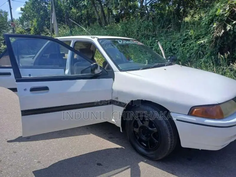 Ford Laser 1992