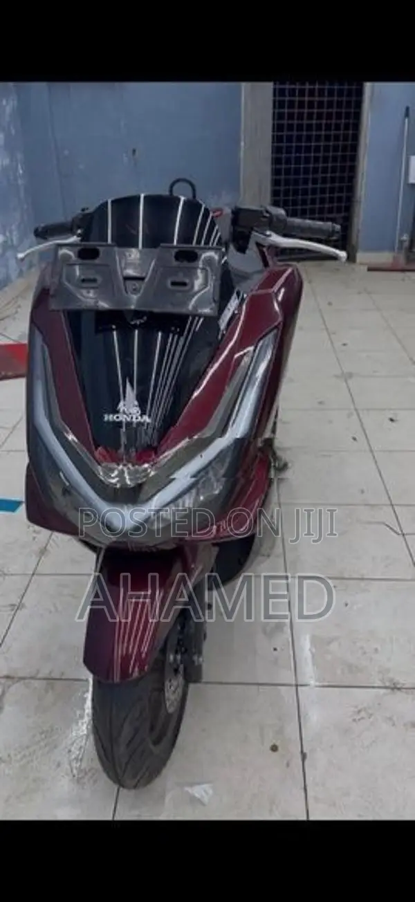 Honda PCX 160 2025