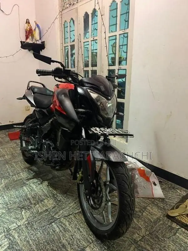 Bajaj Pulsar NS200 Bs4 2018