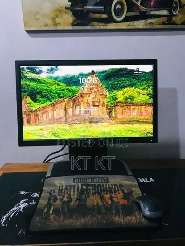 HP Wide Monitor
