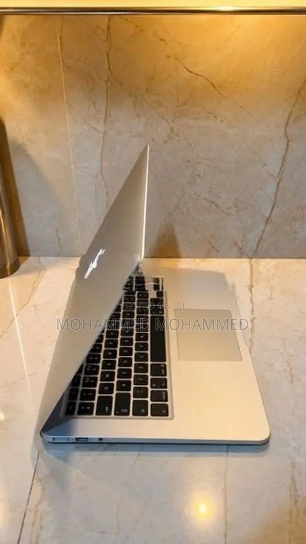 Apple MacBook Air