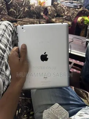 Apple iPad 2 (Used)