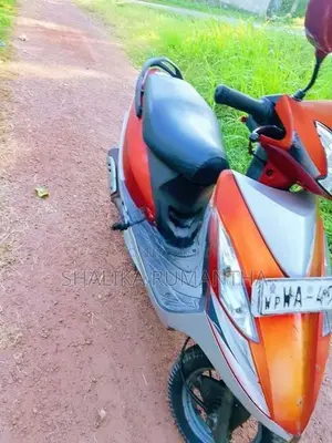 TVS Streak 2010