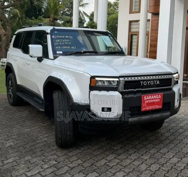 Toyota Land Cruiser Prado VX 2026
