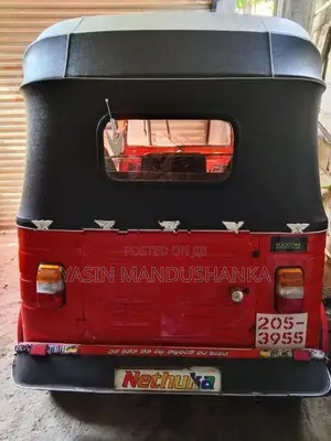 Bajaj RE new paint 1998
