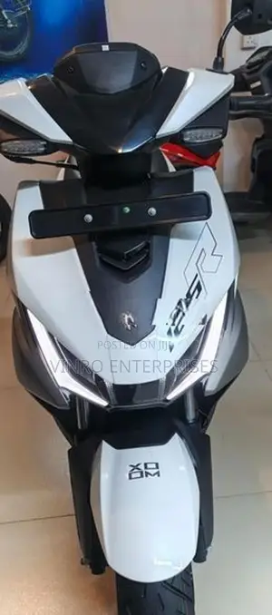 Hero XOOM 125R 2026