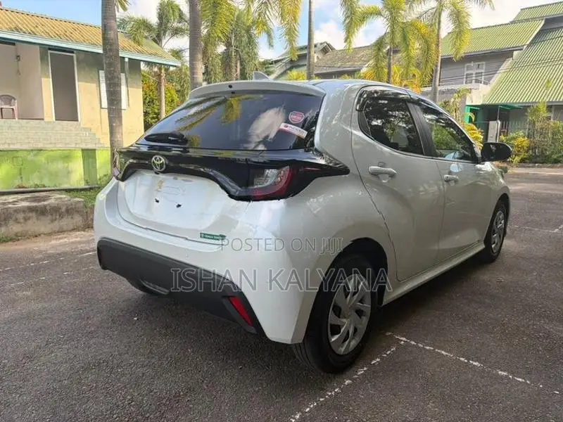 Toyota Yaris X Limited 4way 2025