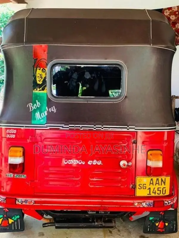 Bajaj RE 2014